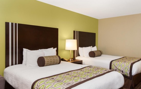 Days Inn by Wyndham San Jose Milpitas - Two Queen Beds
