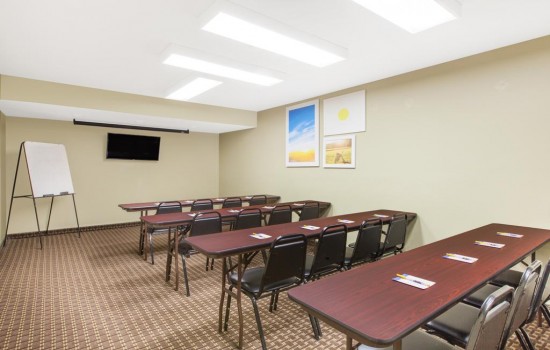 Days Inn by Wyndham San Jose Milpitas - Meeting Room